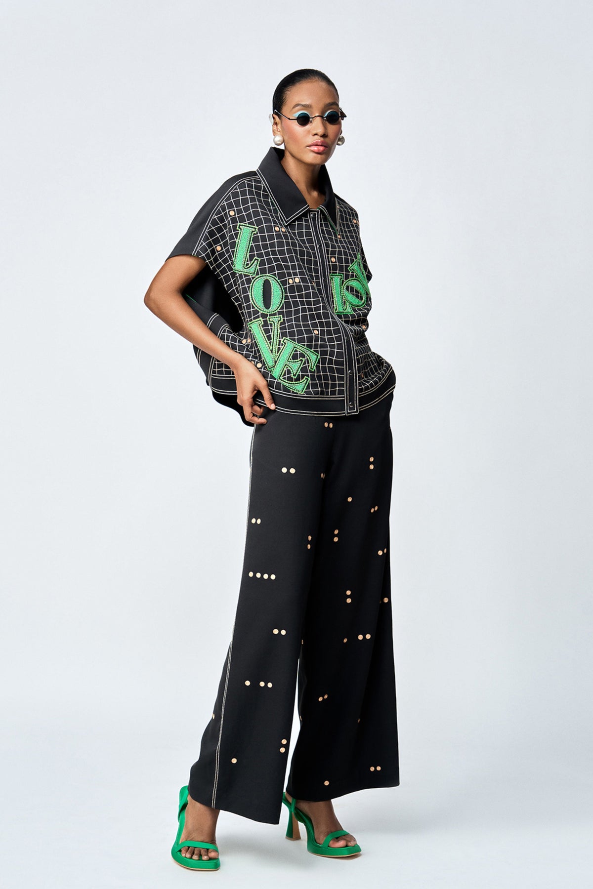 Black embroidery jacket Set