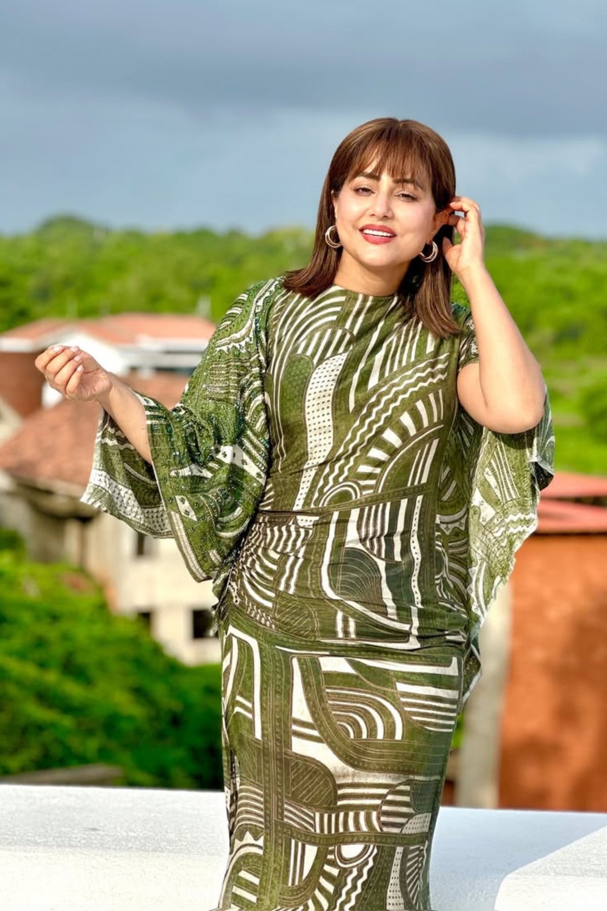 Hina Khan in Nirmooha
