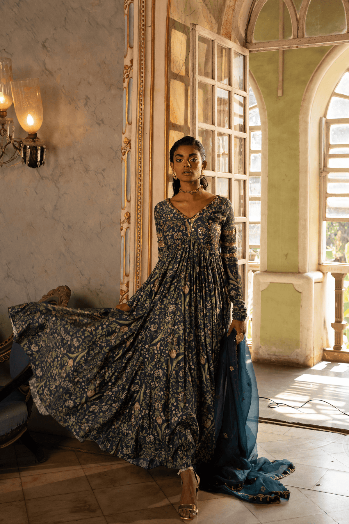 Tropical Wildflower V-neck Anarkali Set
