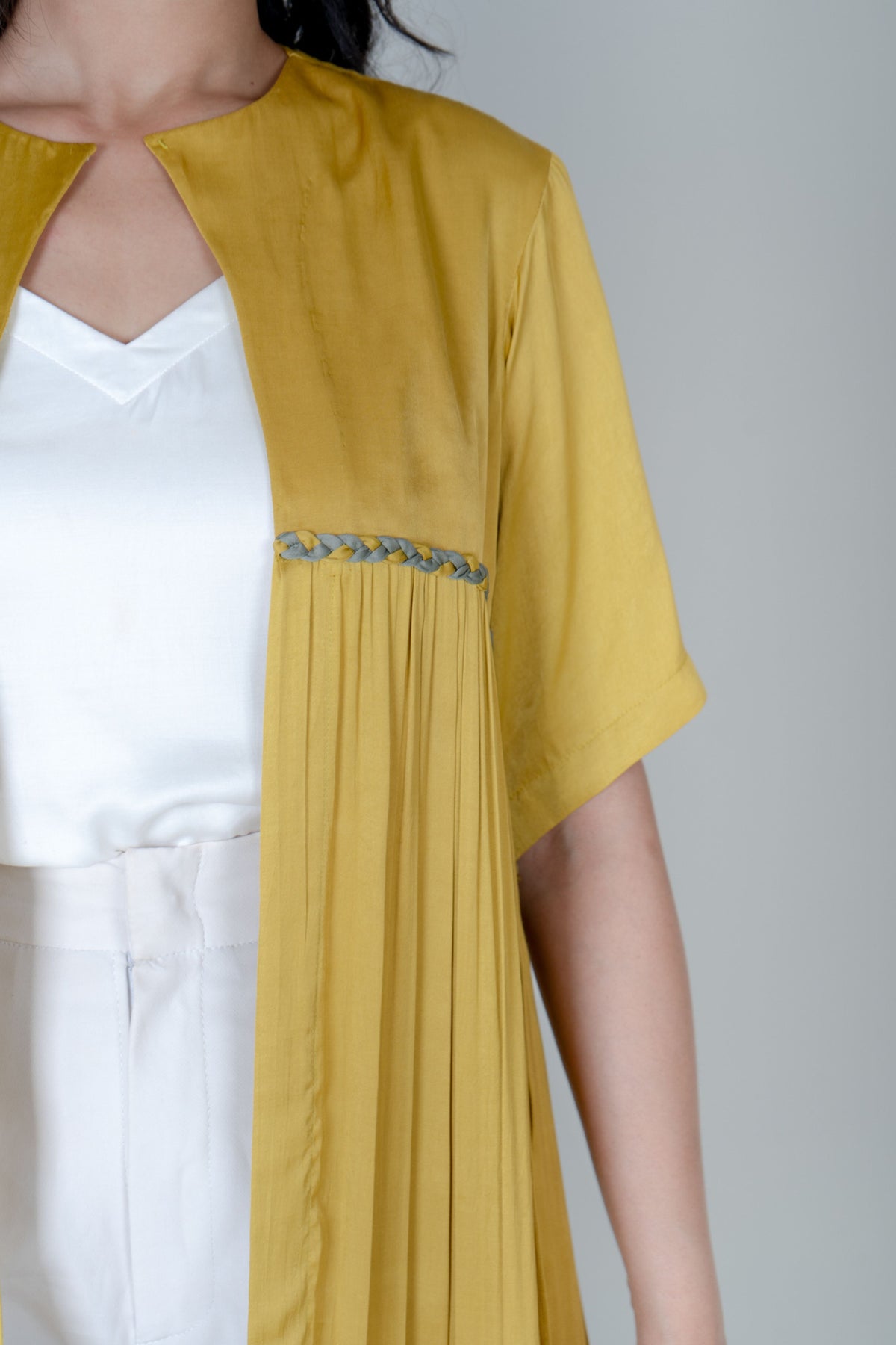 Yellow-green Long Cape