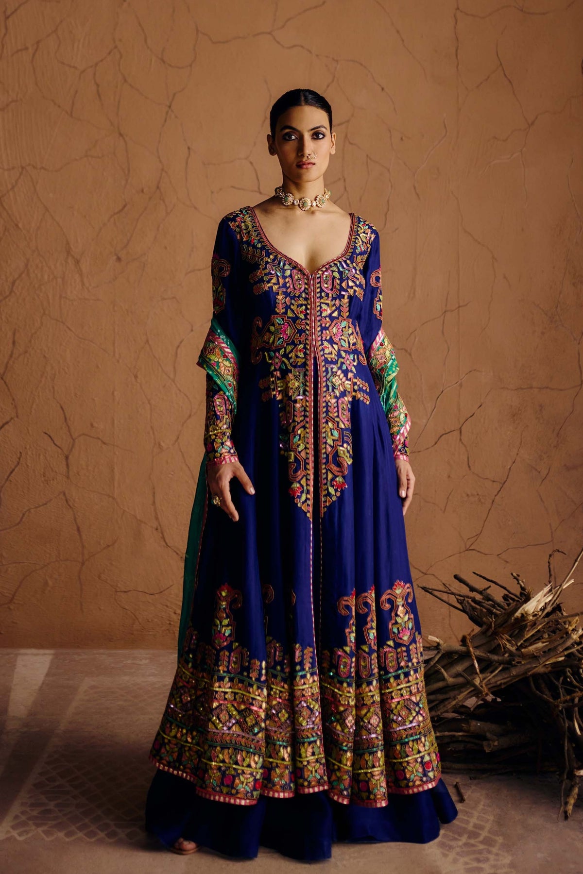 Suramya Kalidar Anarkali Set