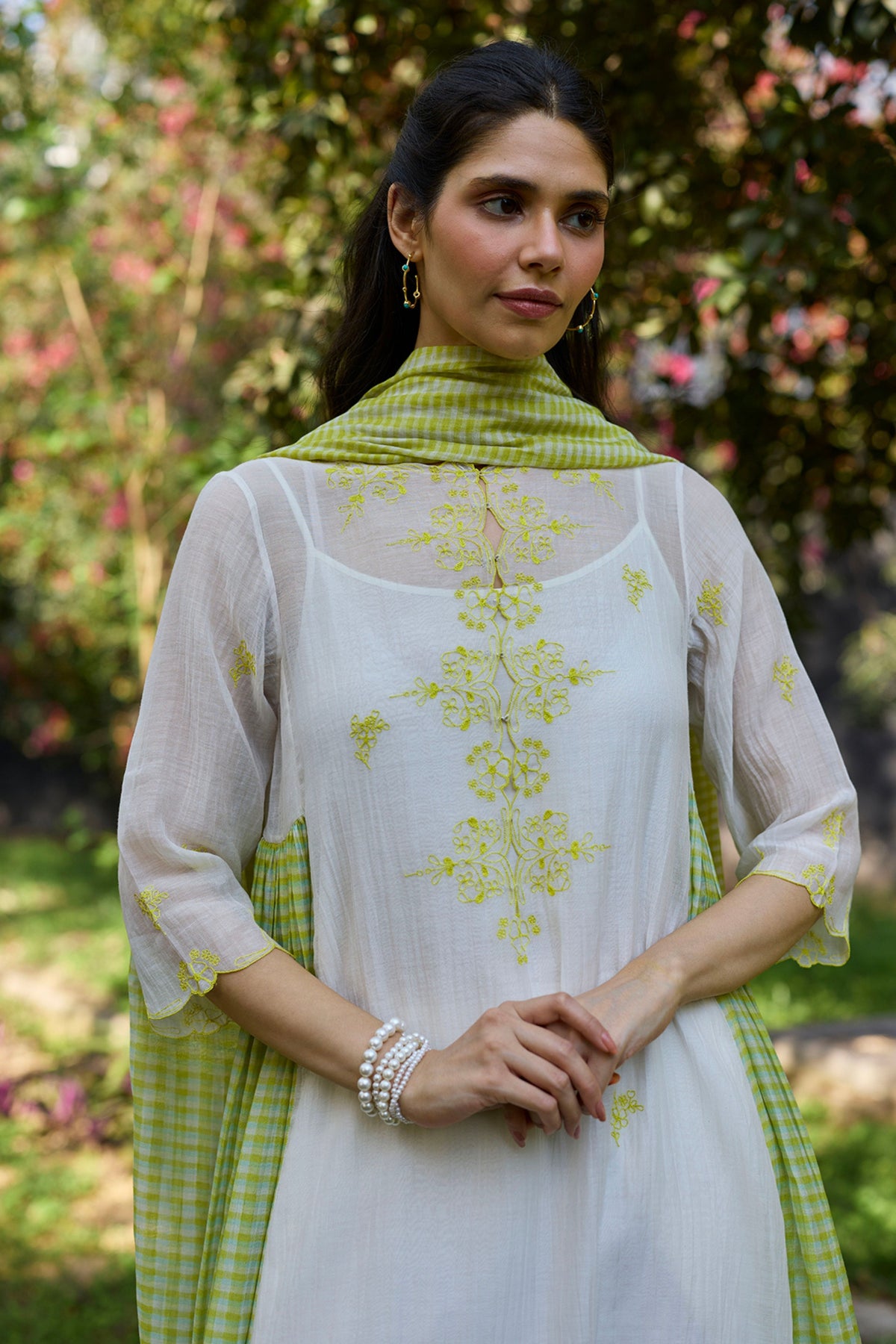 Thread & Bloom Ivory Embroidered Kurta Set