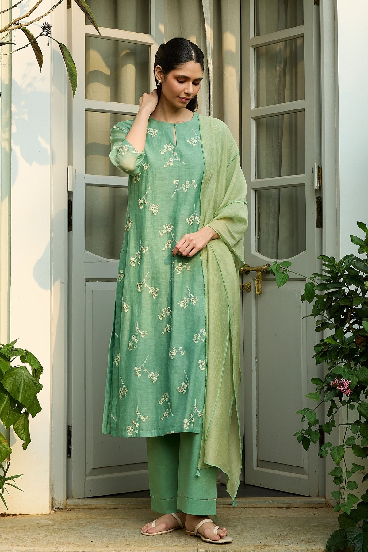 Verdant Floral Embroidered Kurta Set