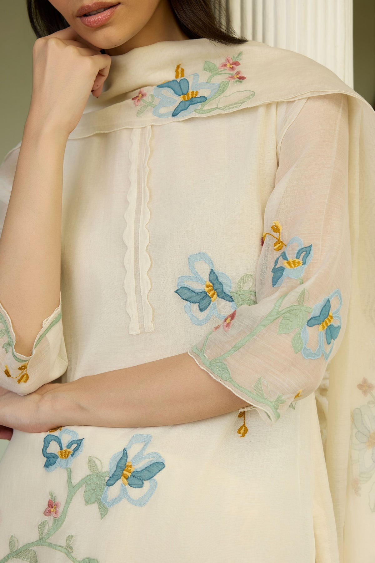 Ivory Applique Kurta Set