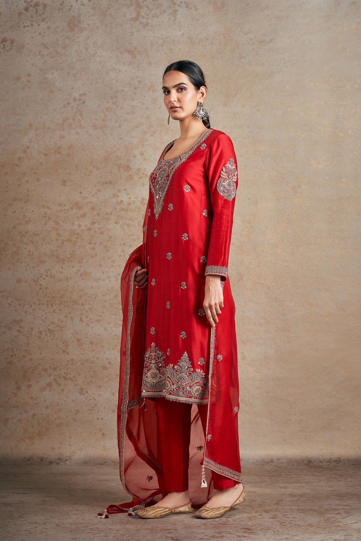 Ravishing Red Hand Embellished Kurta Set