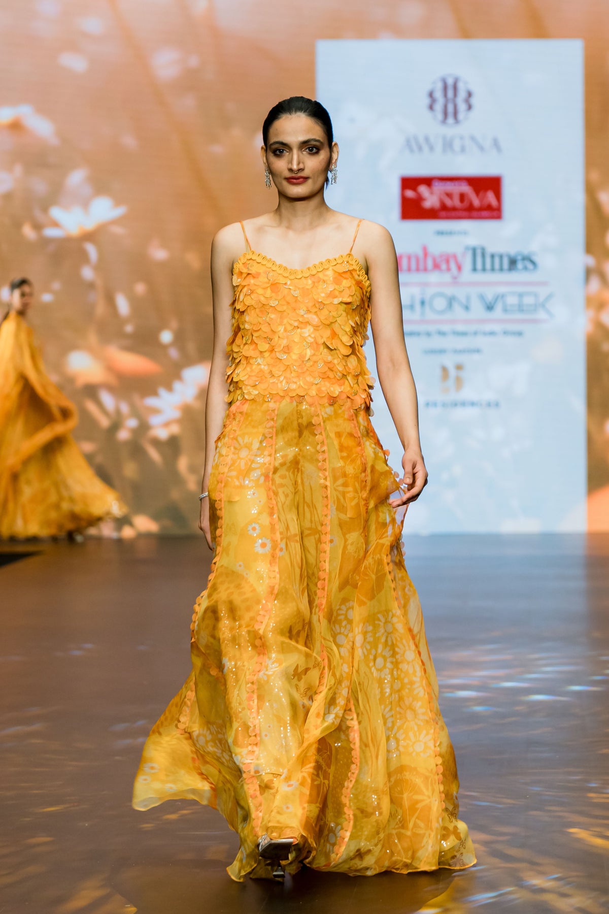 Yellow Embroidered Spaghetti Set