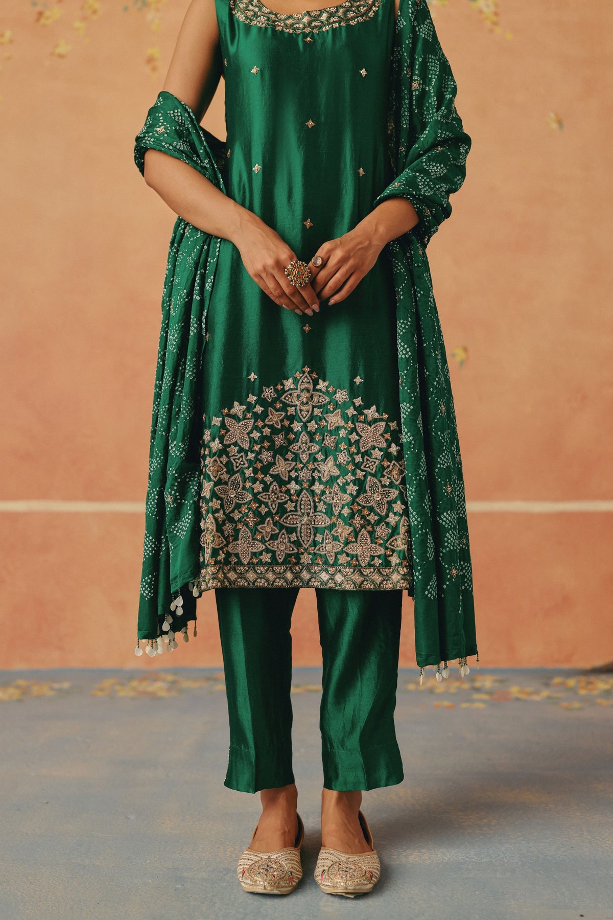 Panna Phool Kurta Set