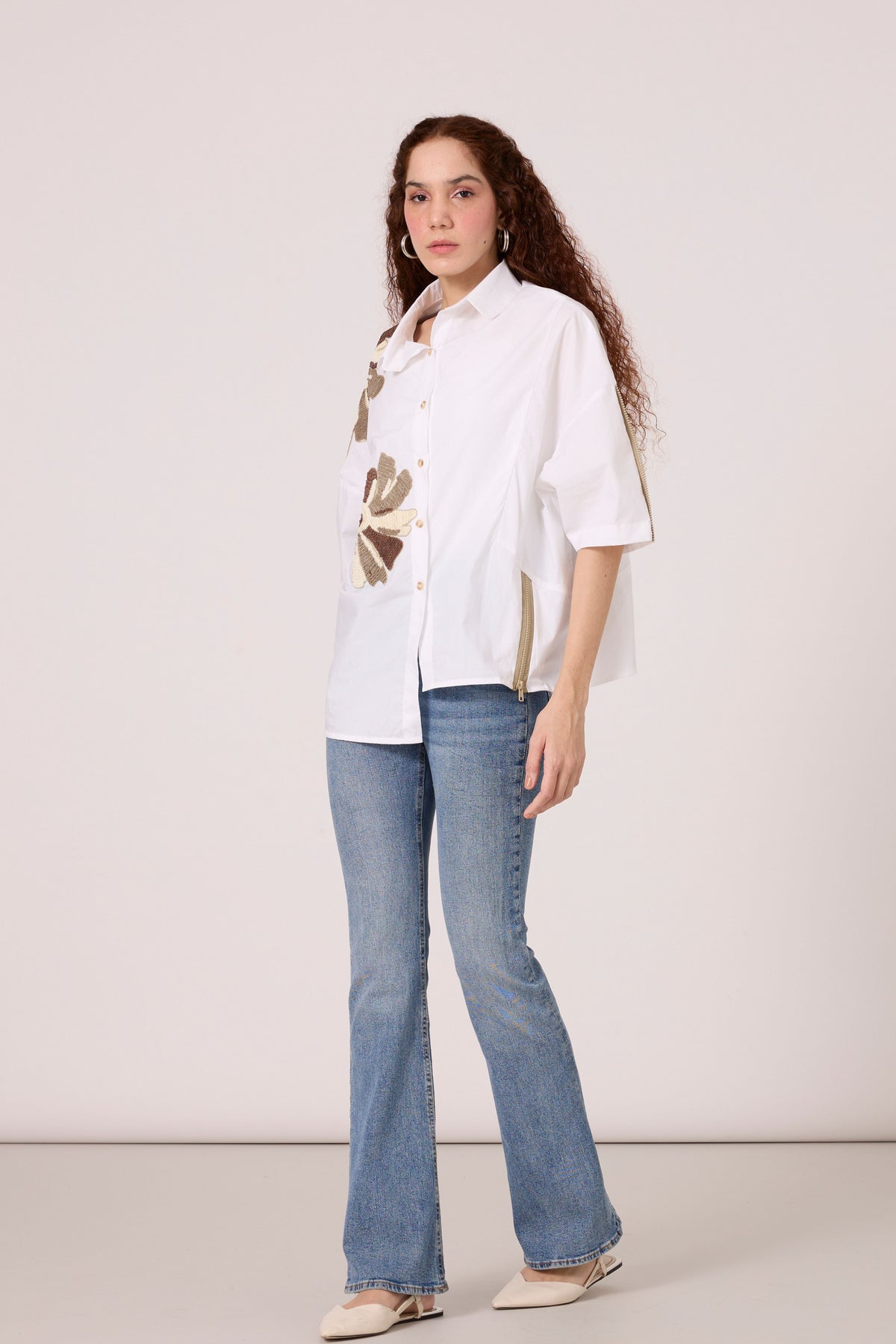 Leo Applique Bright White Shirt