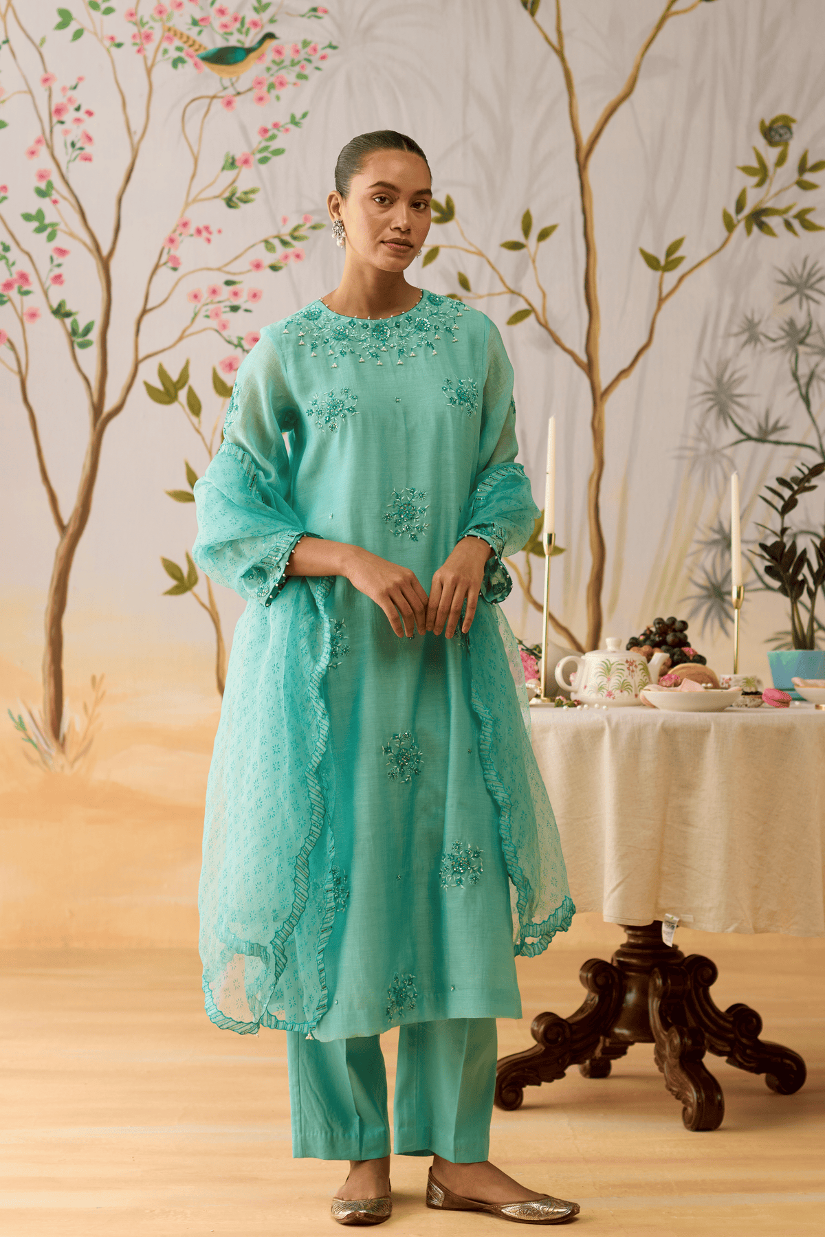 Vedika Kurta Set