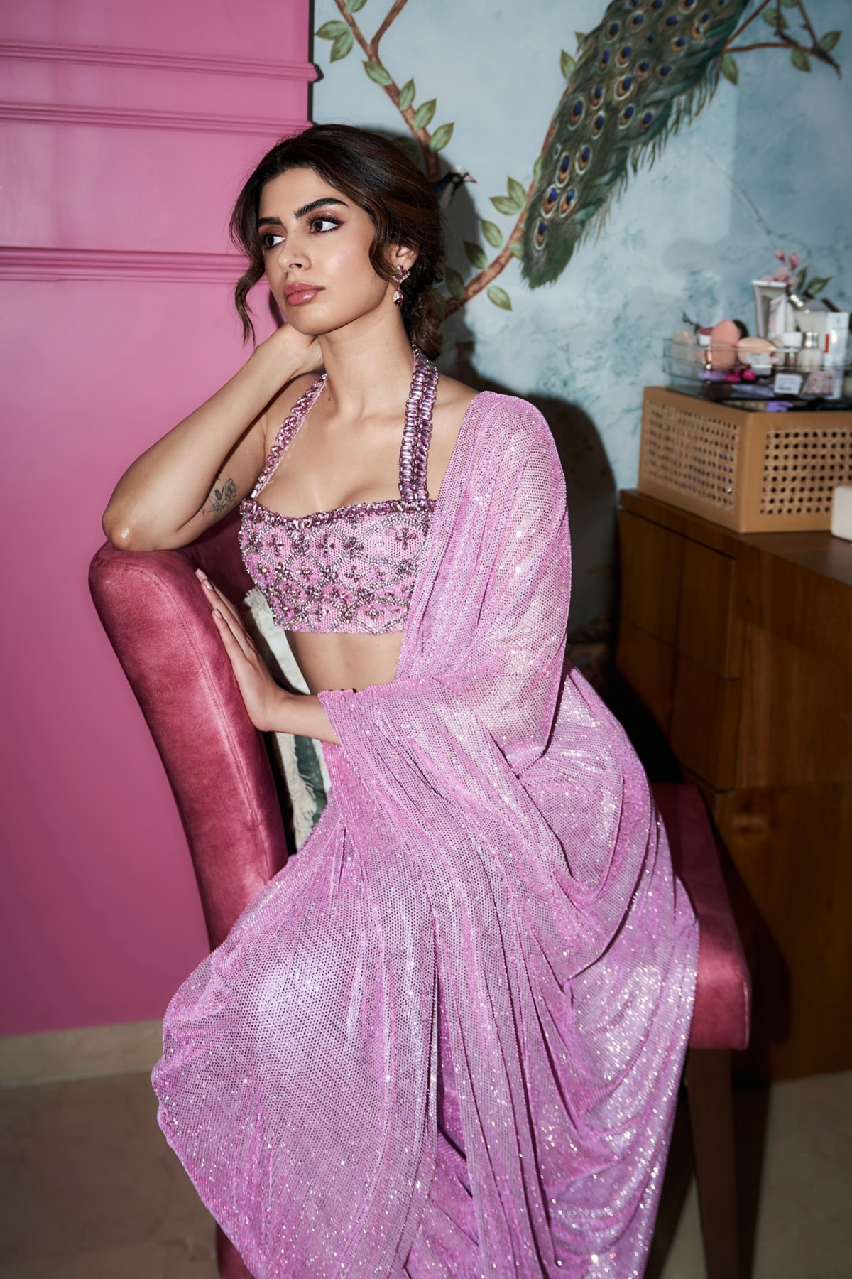 Khushi kapoor in Itrh