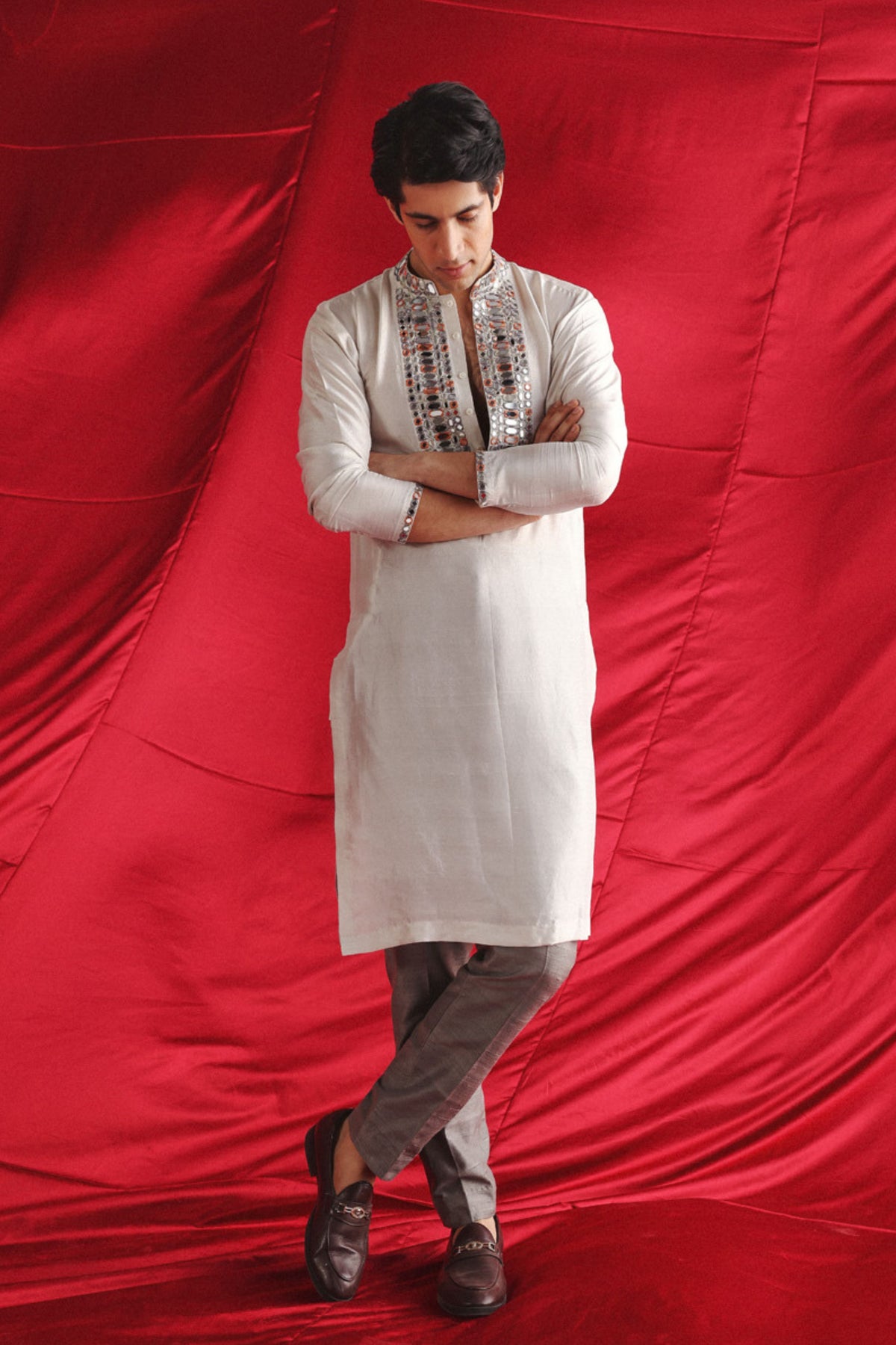 Silver Kurta Set With Mirrorwork