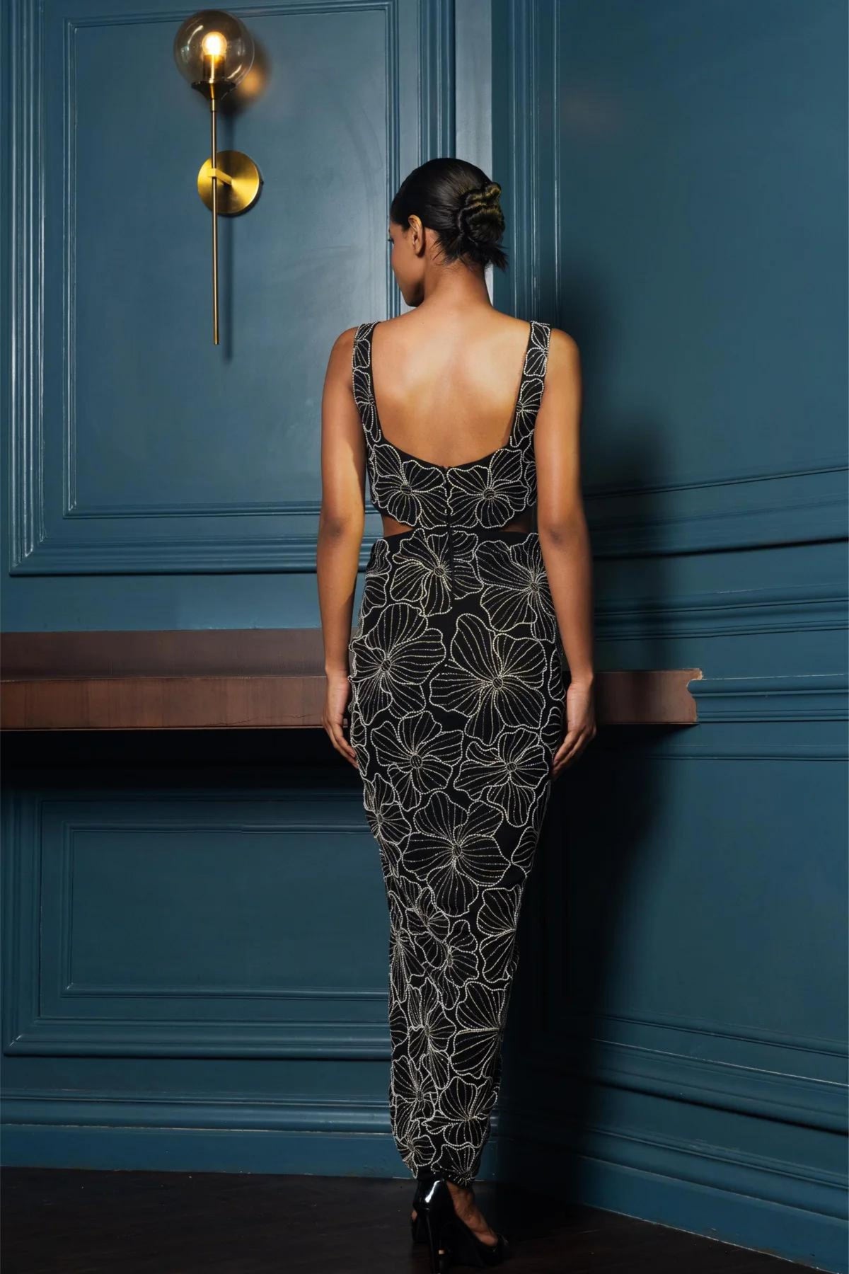 Viha Medi Dress
