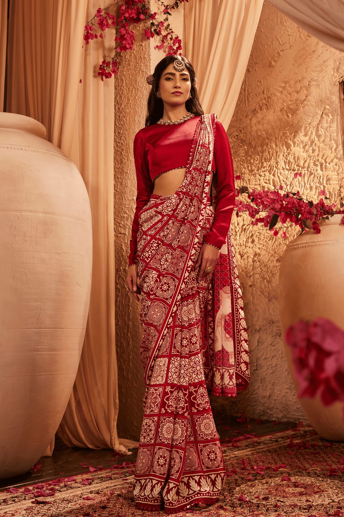 Fio Embroidered Saree Set