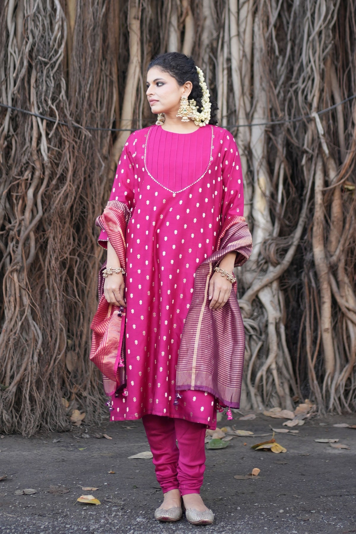 Ragini Elegant Gathered Kurta Set