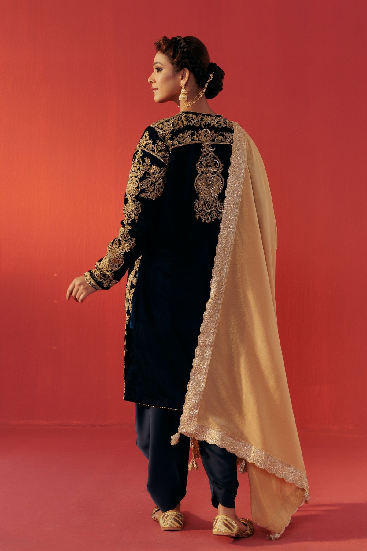 Blue Velvet Kurta Set