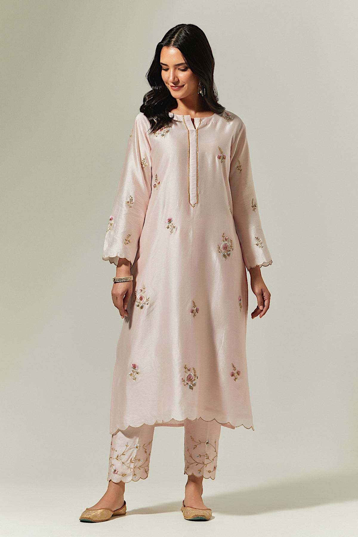 Silk Chanderi Hand Embroidered Kurta With Plackett