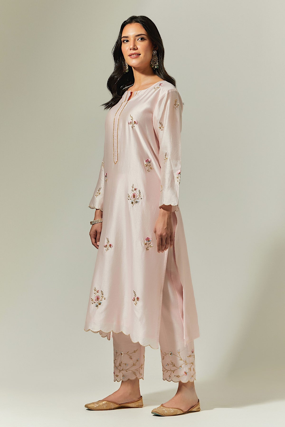 Silk Chanderi Hand Embroidered Kurta With Plackett