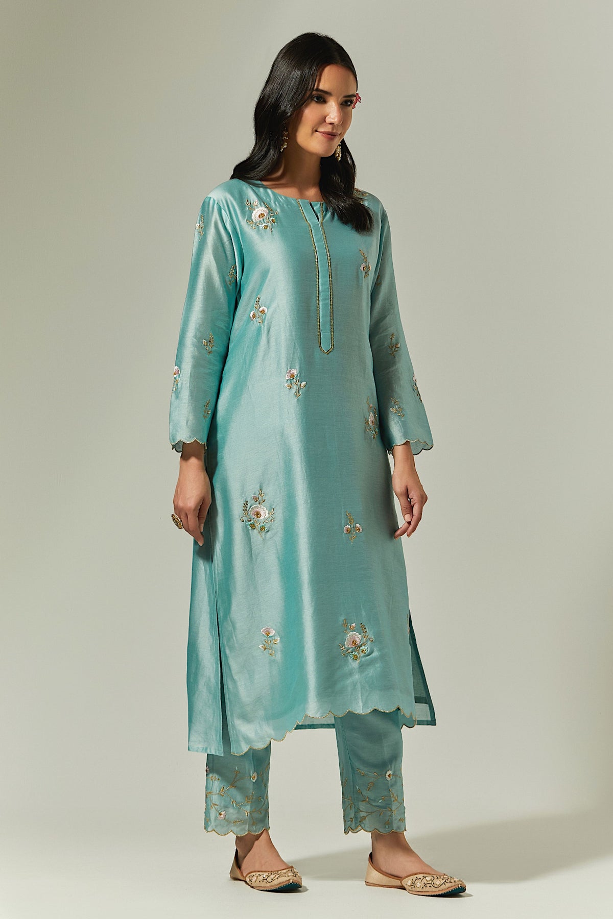 Blue Hand Embroidered Kurta With Plackett