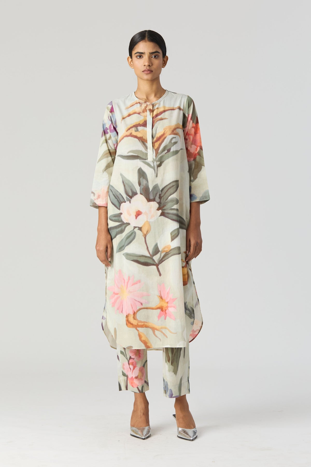 Gia Long Kurta Set