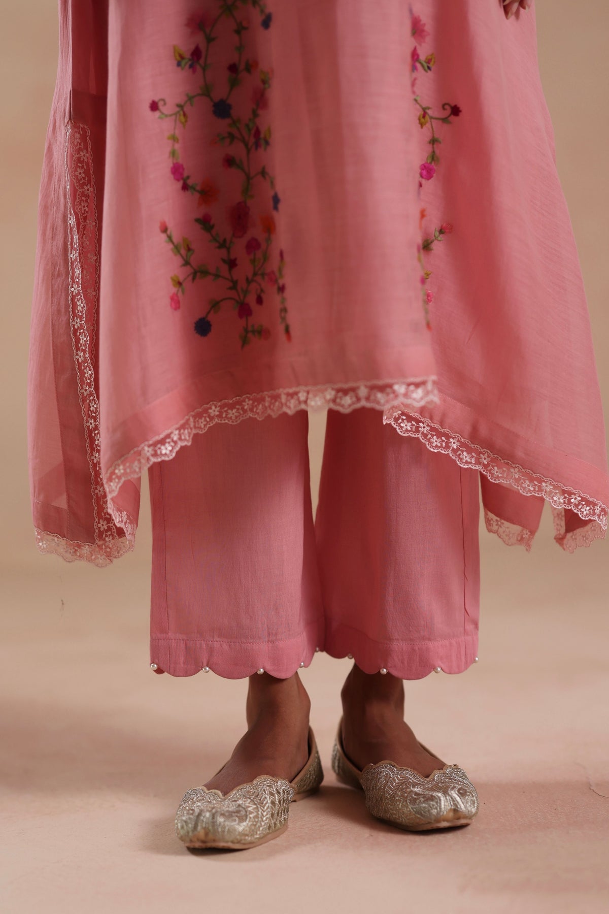 Evara Peach Kurta Set