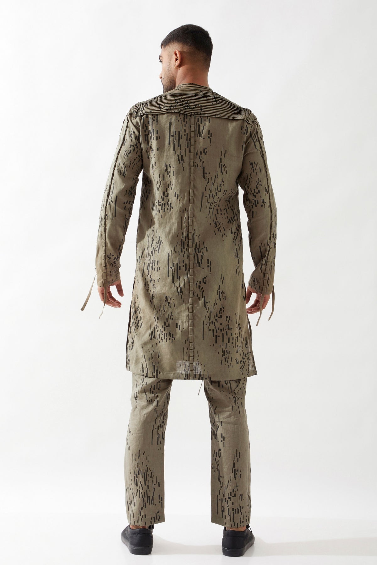 Colton Bricks Olive Kurta