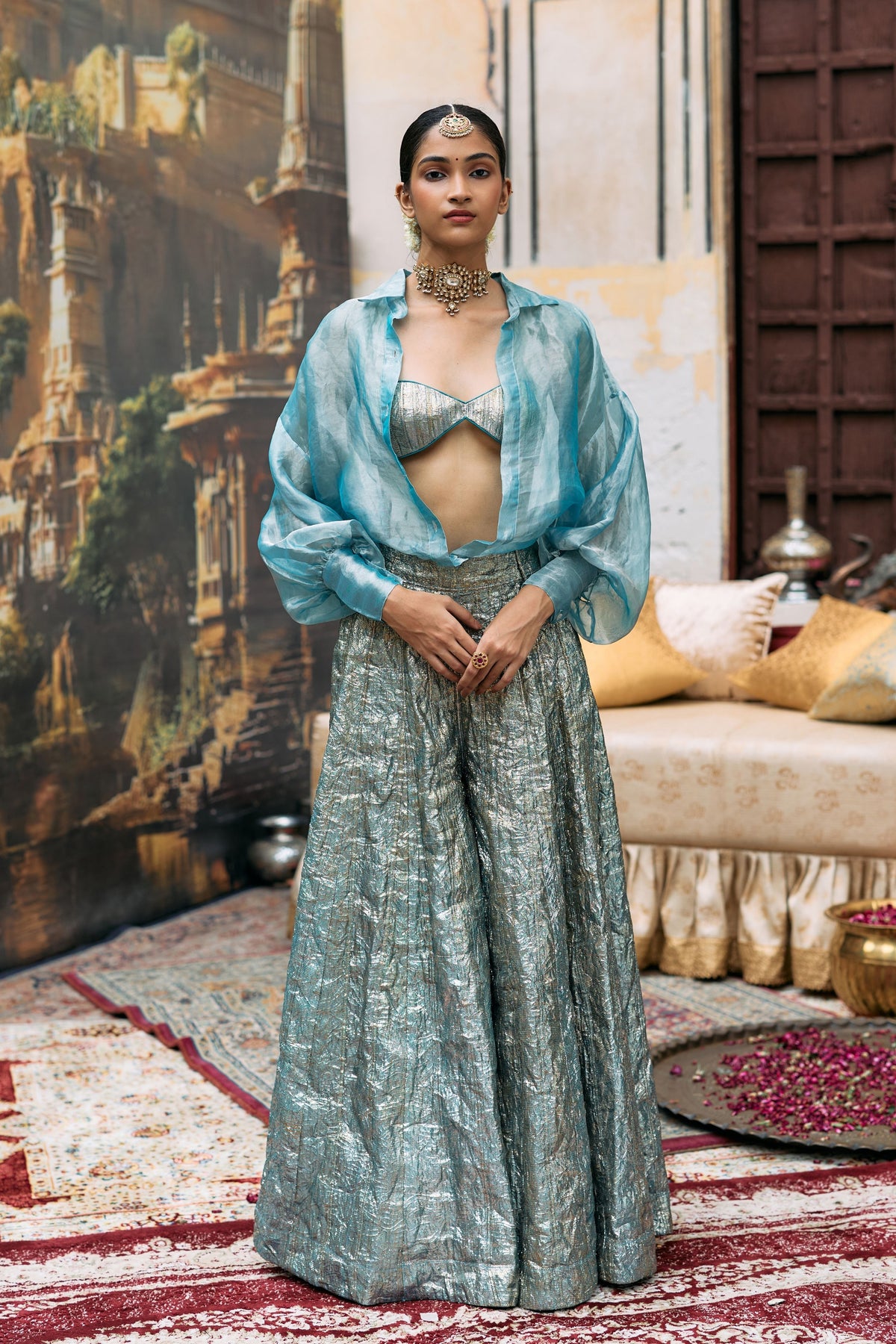 Neelam Sharara Set