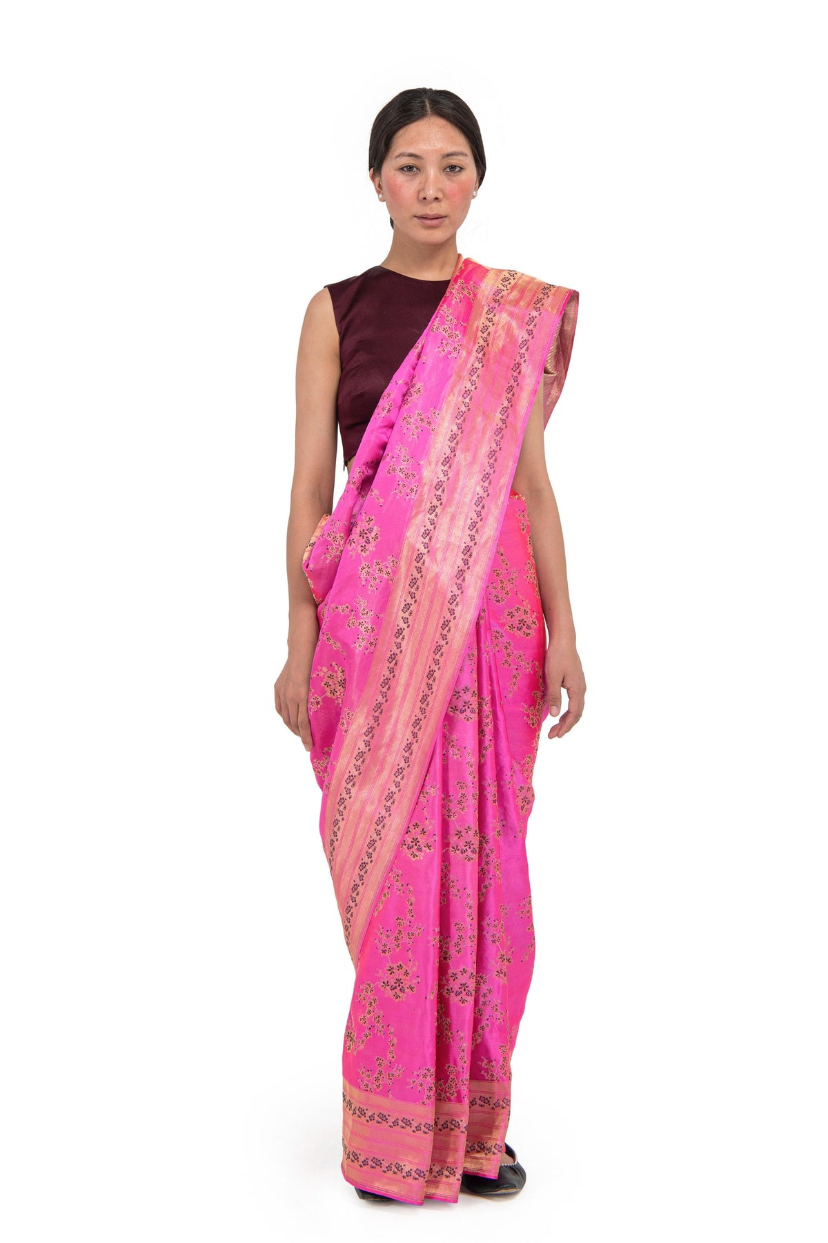 Niwa Gulabi Saree