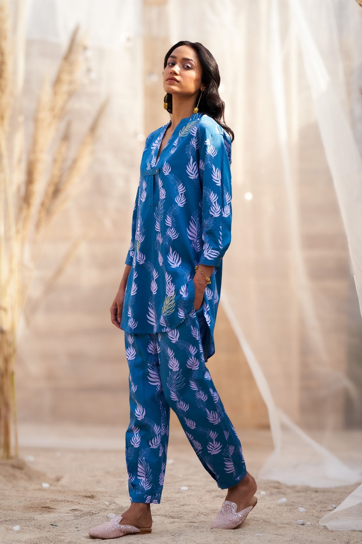 Reveria Elegant Tunic Set