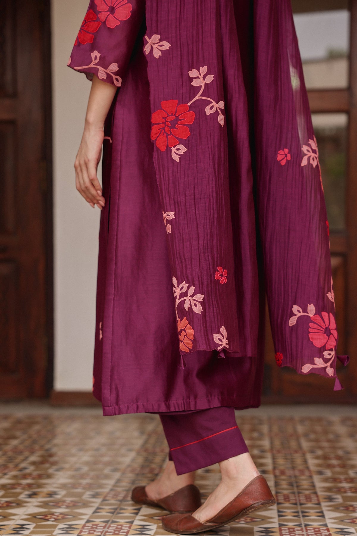 Amethyst Applique Floral Kurta Set