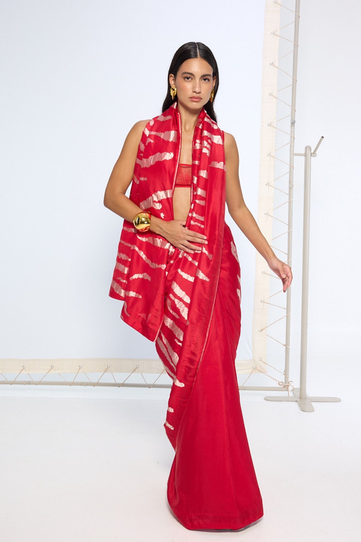 Handwoven Rose Gold Zari Saree