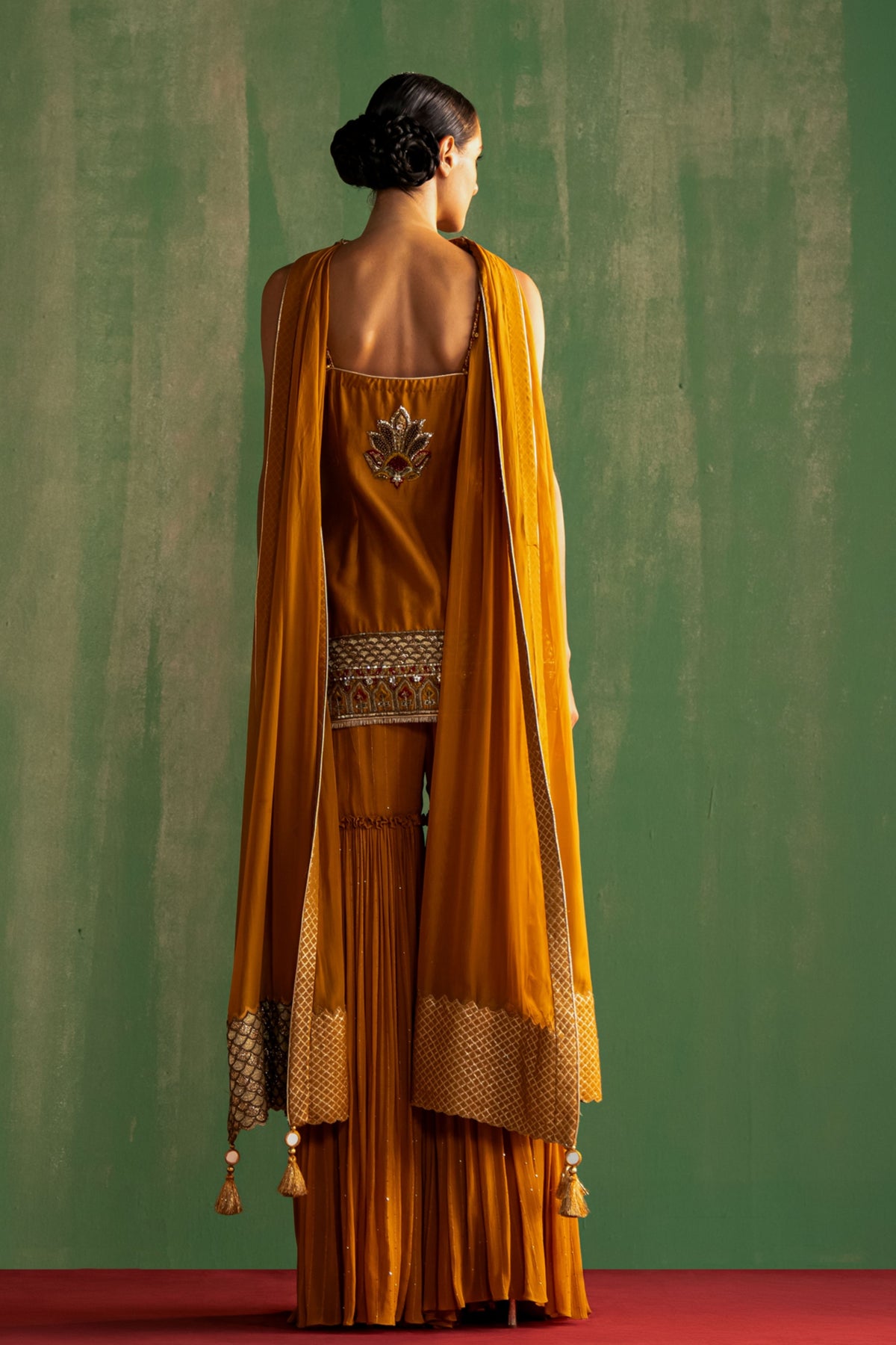 Shruti Sharara Set