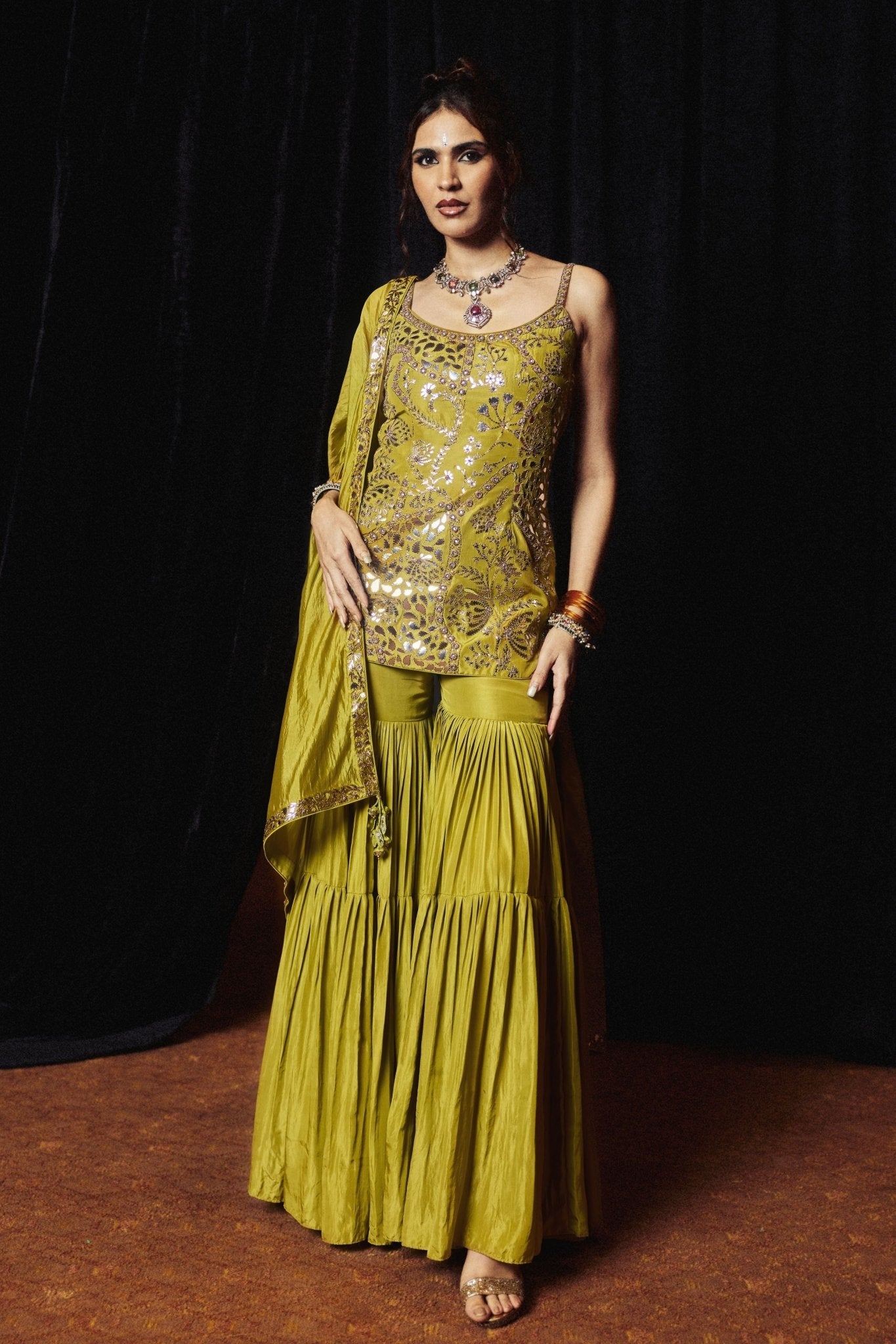 Noor Gharara Set - Punit Balana - Elahe