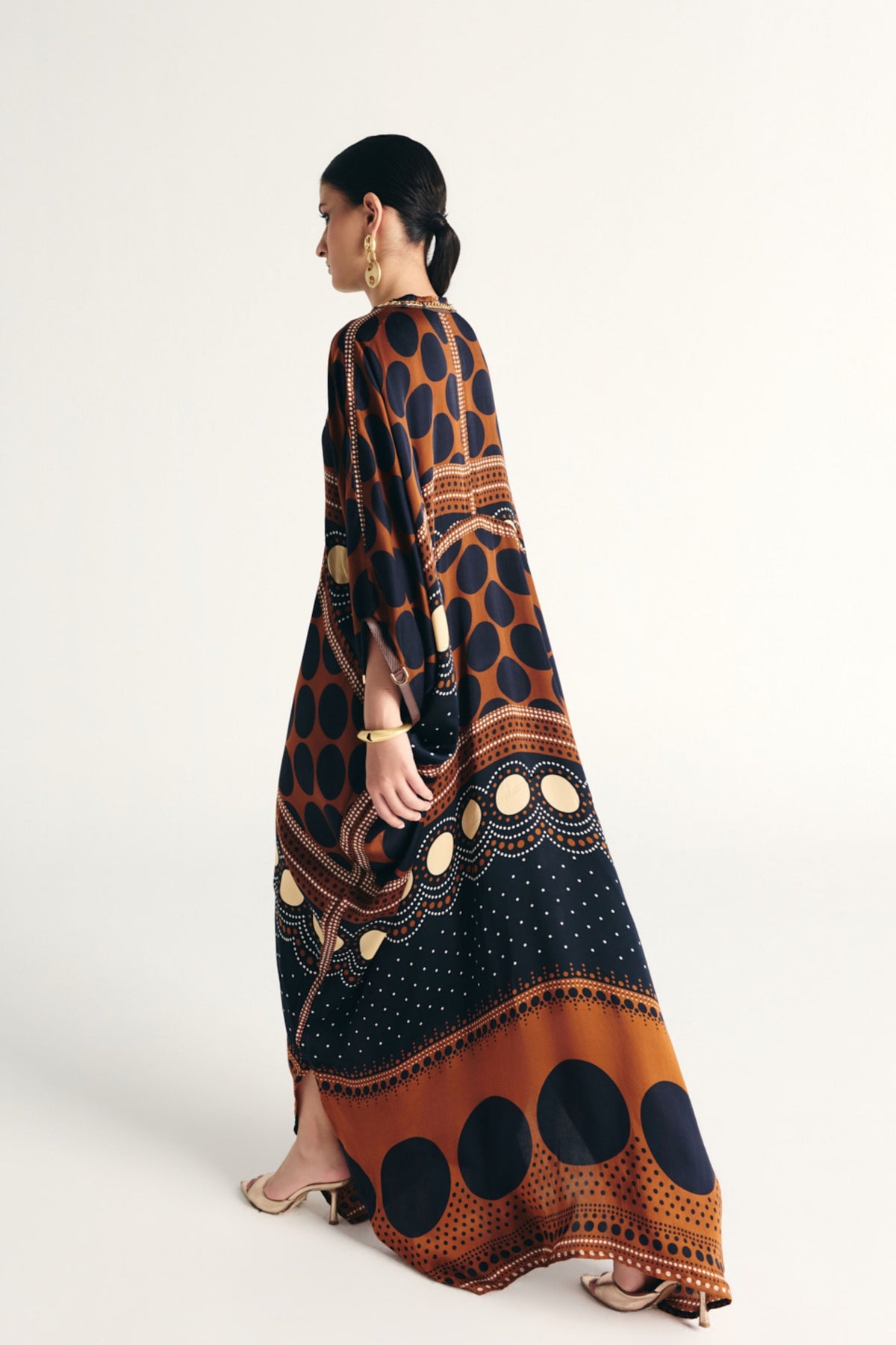 Avaan Kaftan