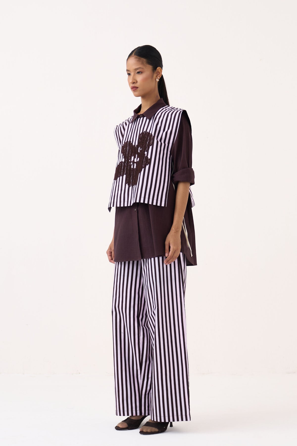 Floral Embroidered Stripe Overlay Set