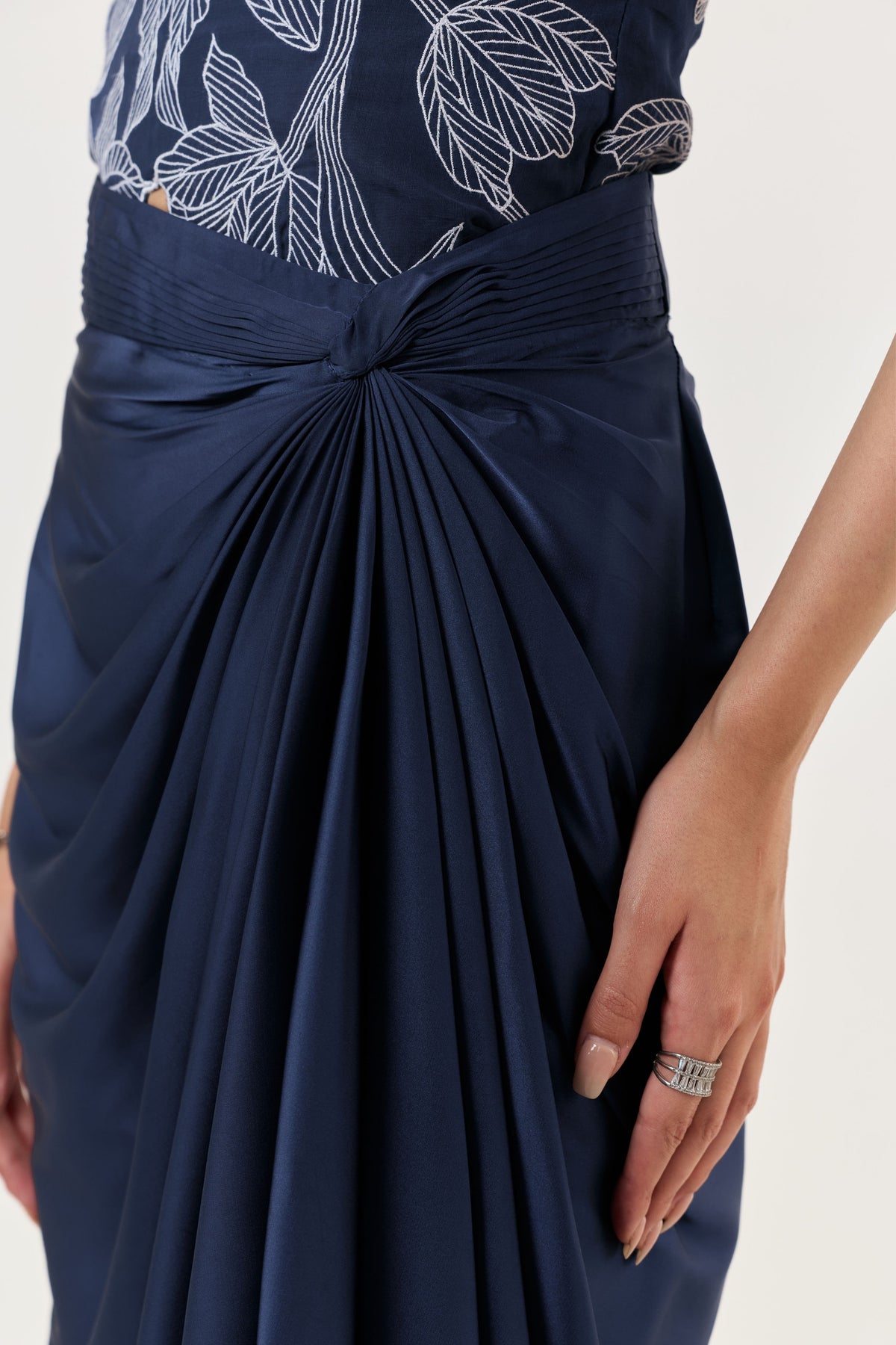 Wild Navy Tulip Top