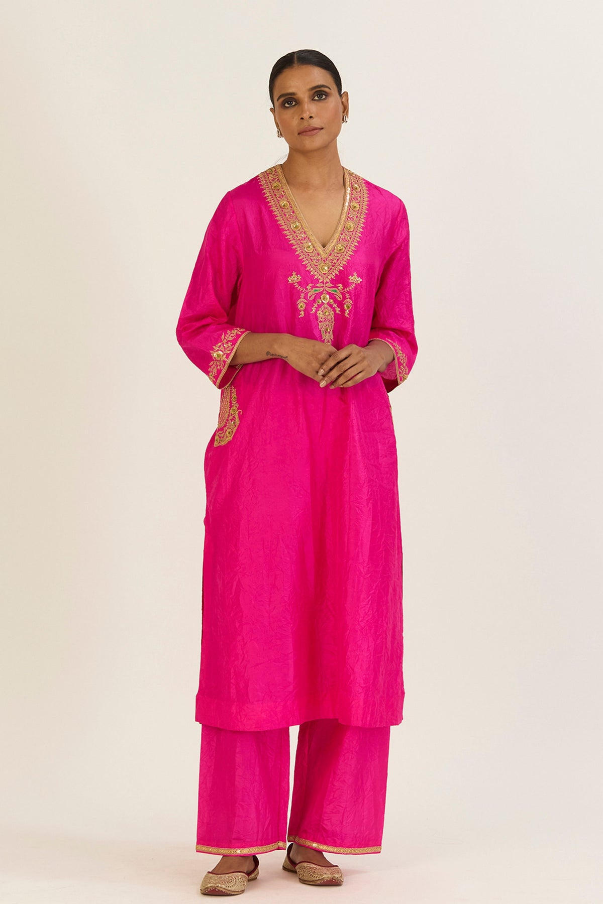 Navya Bright Pink Kurta &amp; Pants