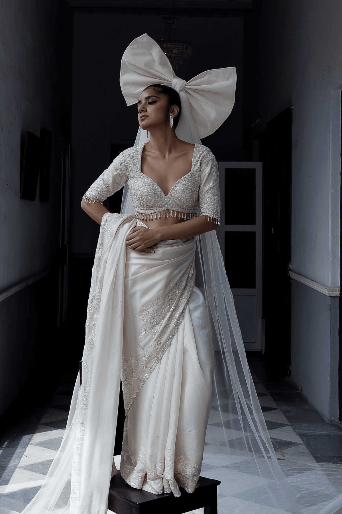 Exclusive Handloom Tissue Bridal Saree