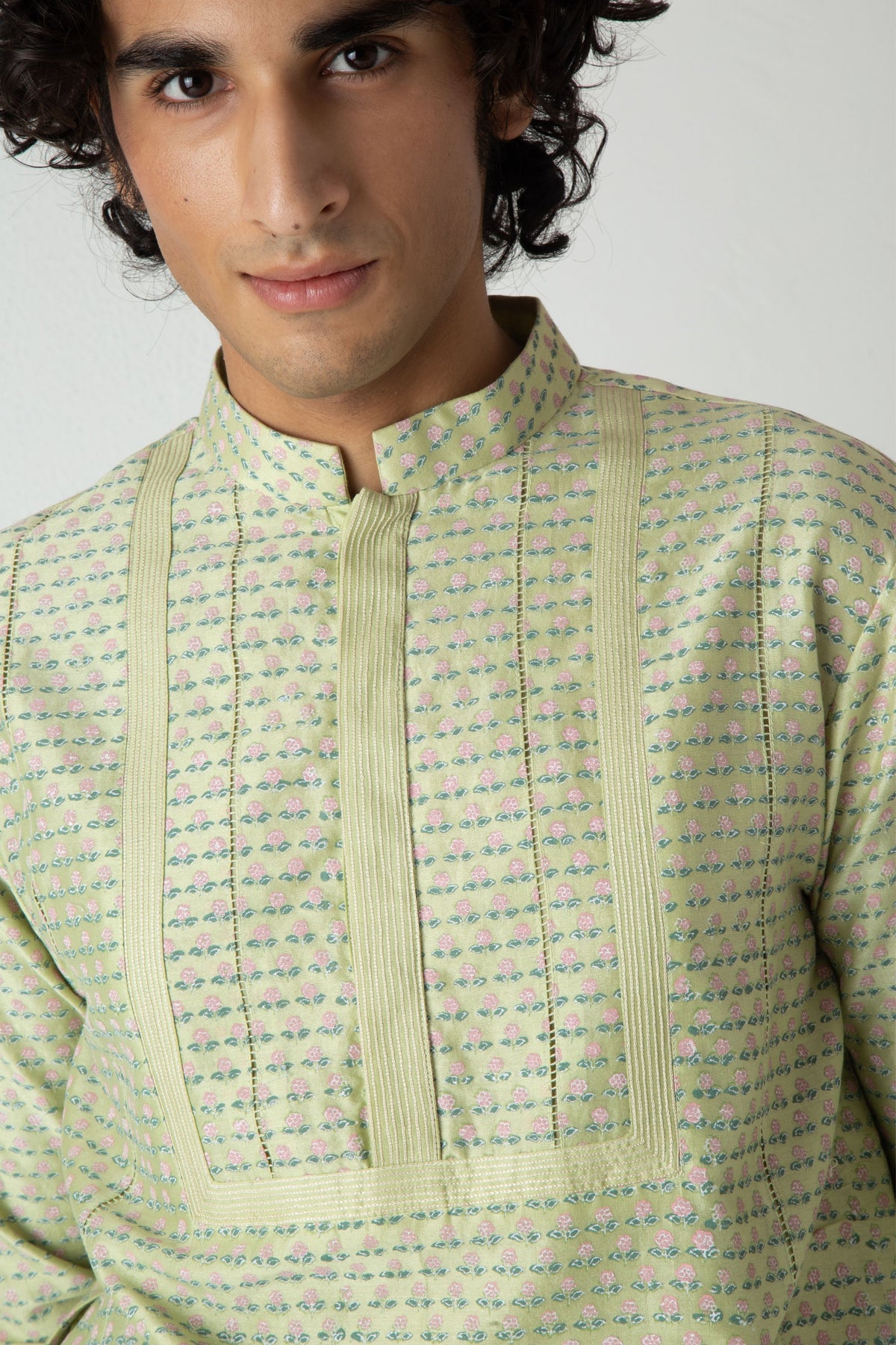 Aven Kurta Set