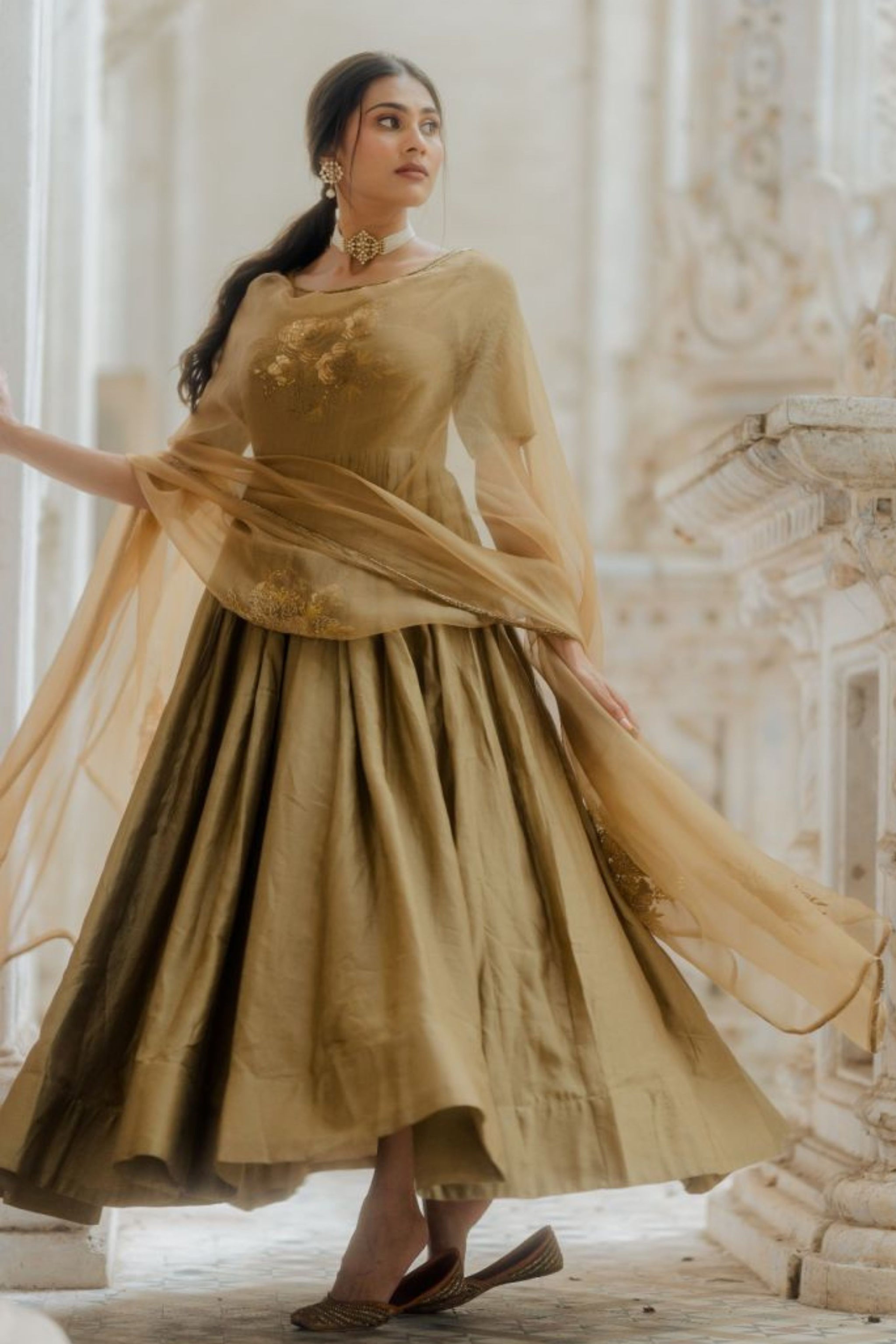 Peeli Dori - Paro Gold Anarkali Set S Peeli Dori - Paro Gold Anarkali Set S