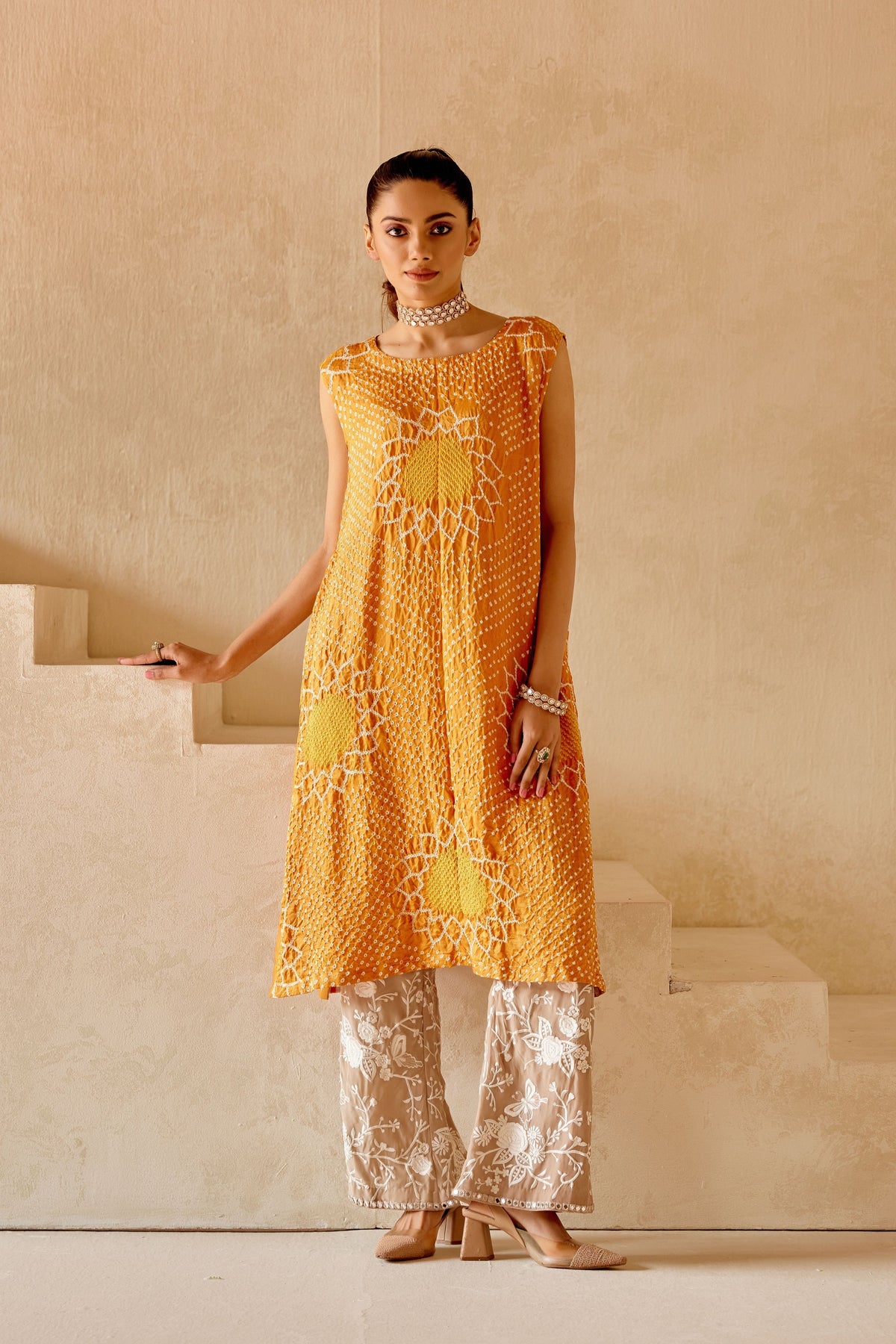 Parsi Gara Palazzos