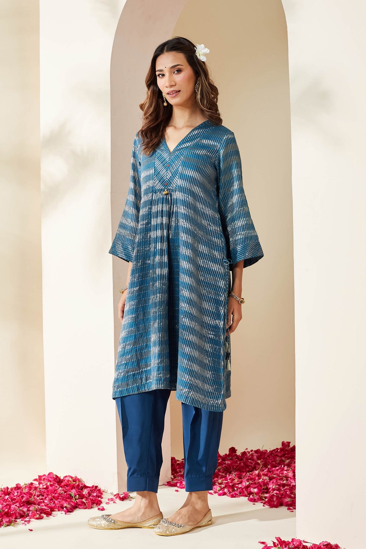 Blue Zari Stripe Kurta Set
