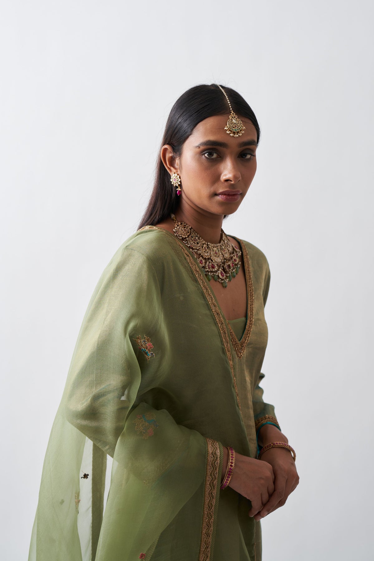 Amyra Sharara Set