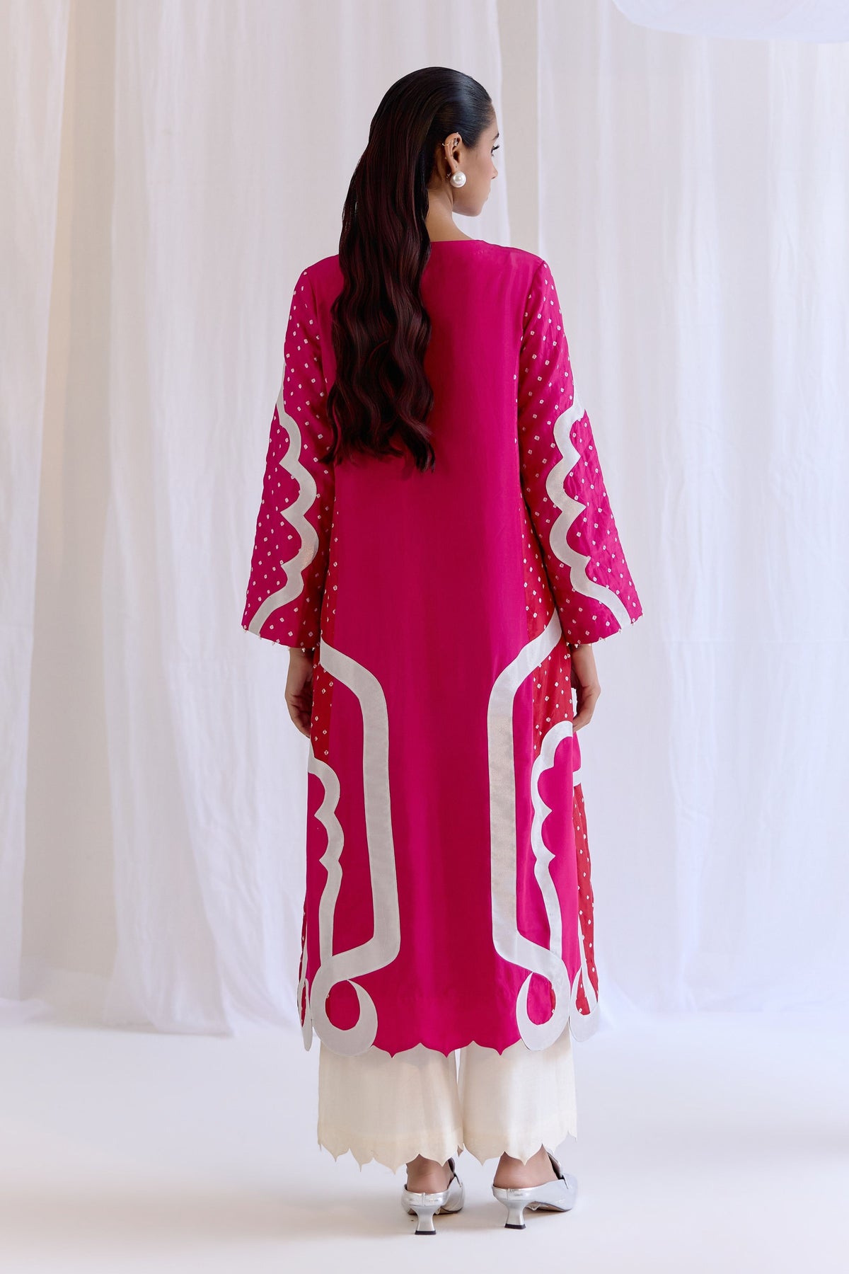 Rang-e-meharaab Kurta With Ivory Pants