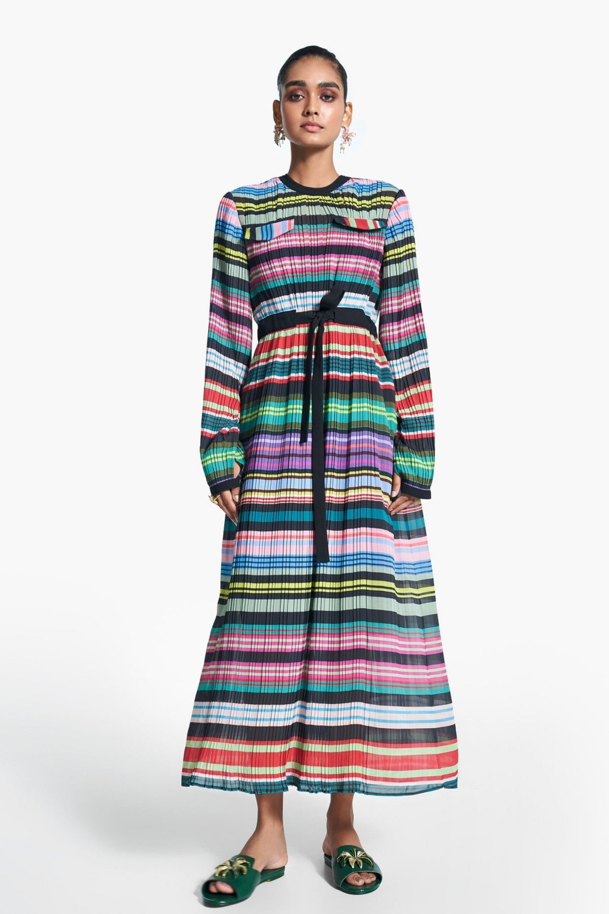 Printed Pleated Nun Dress