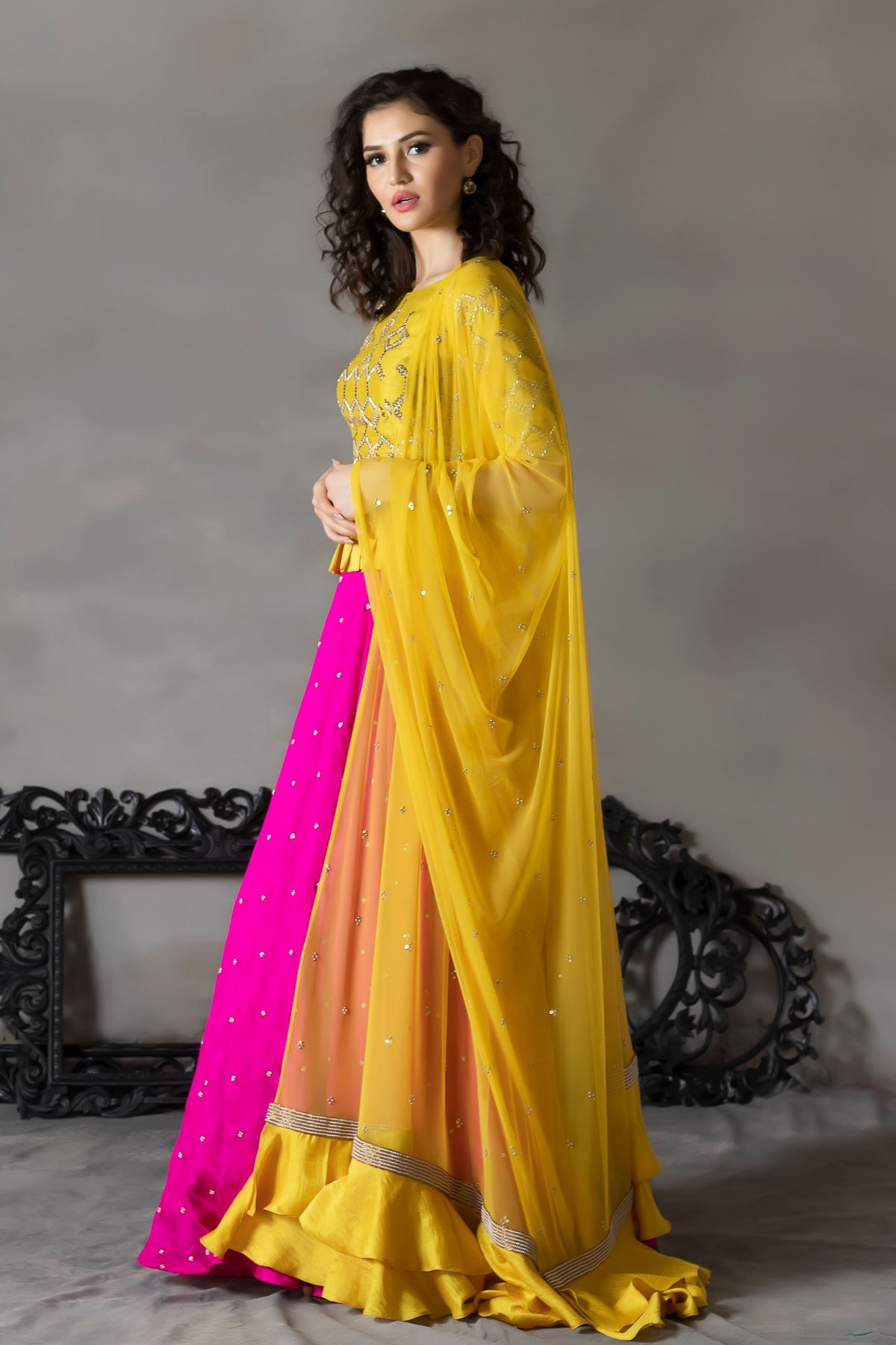 Zoya Lehenga Set