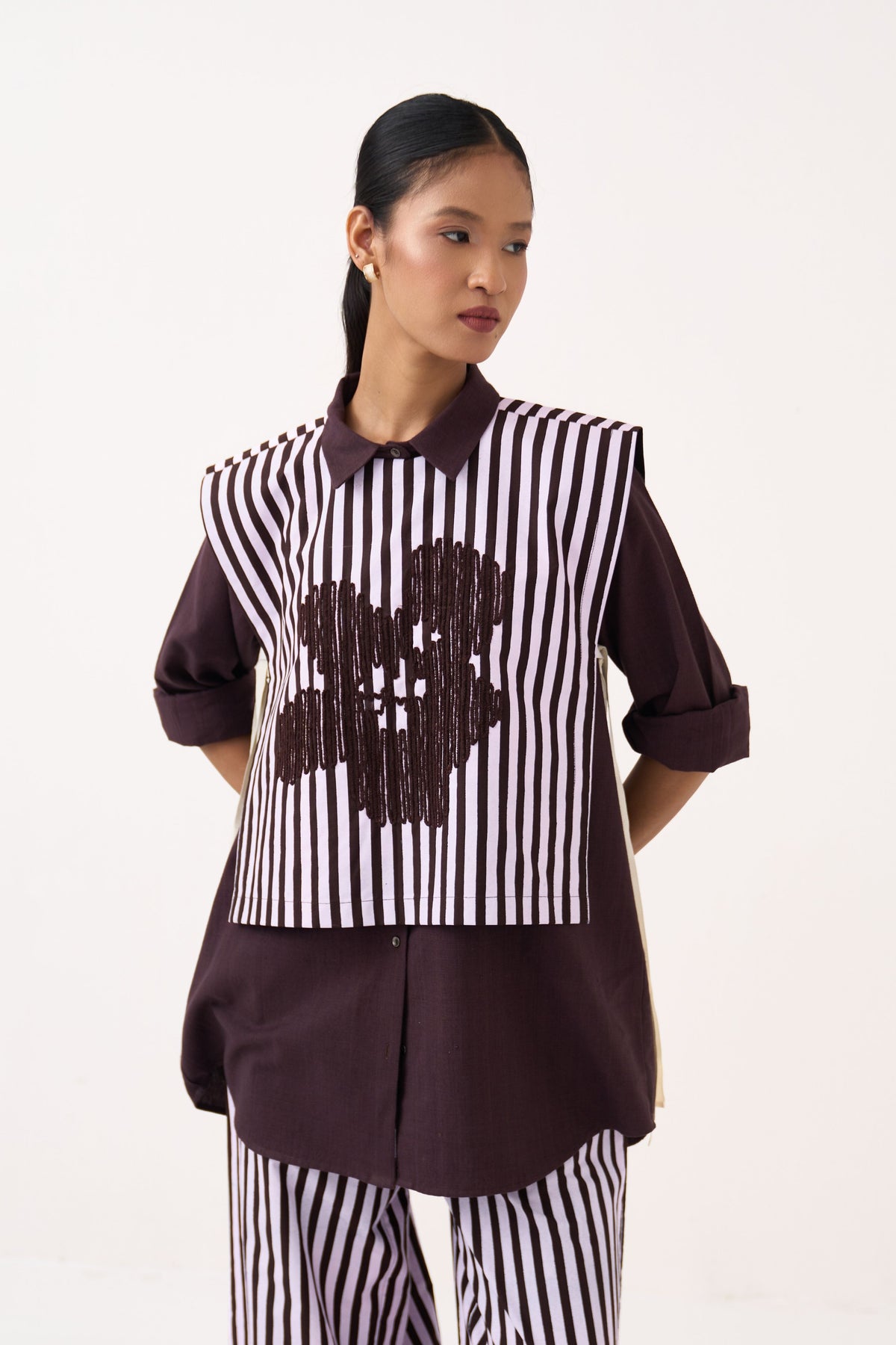 Floral Embroidered Stripe Overlay Set