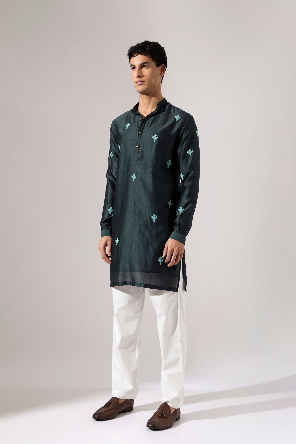 Jamie Hand Embroidered Kurta Set