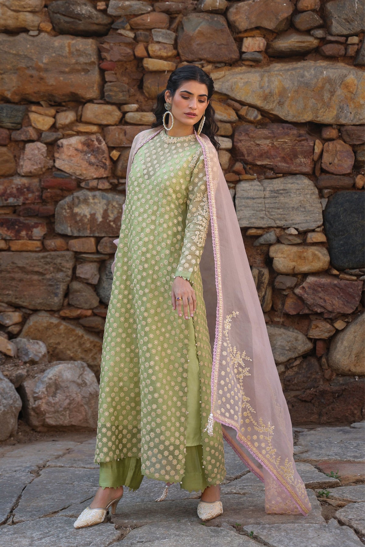 Vaayu Green Close Neck Kurta Set