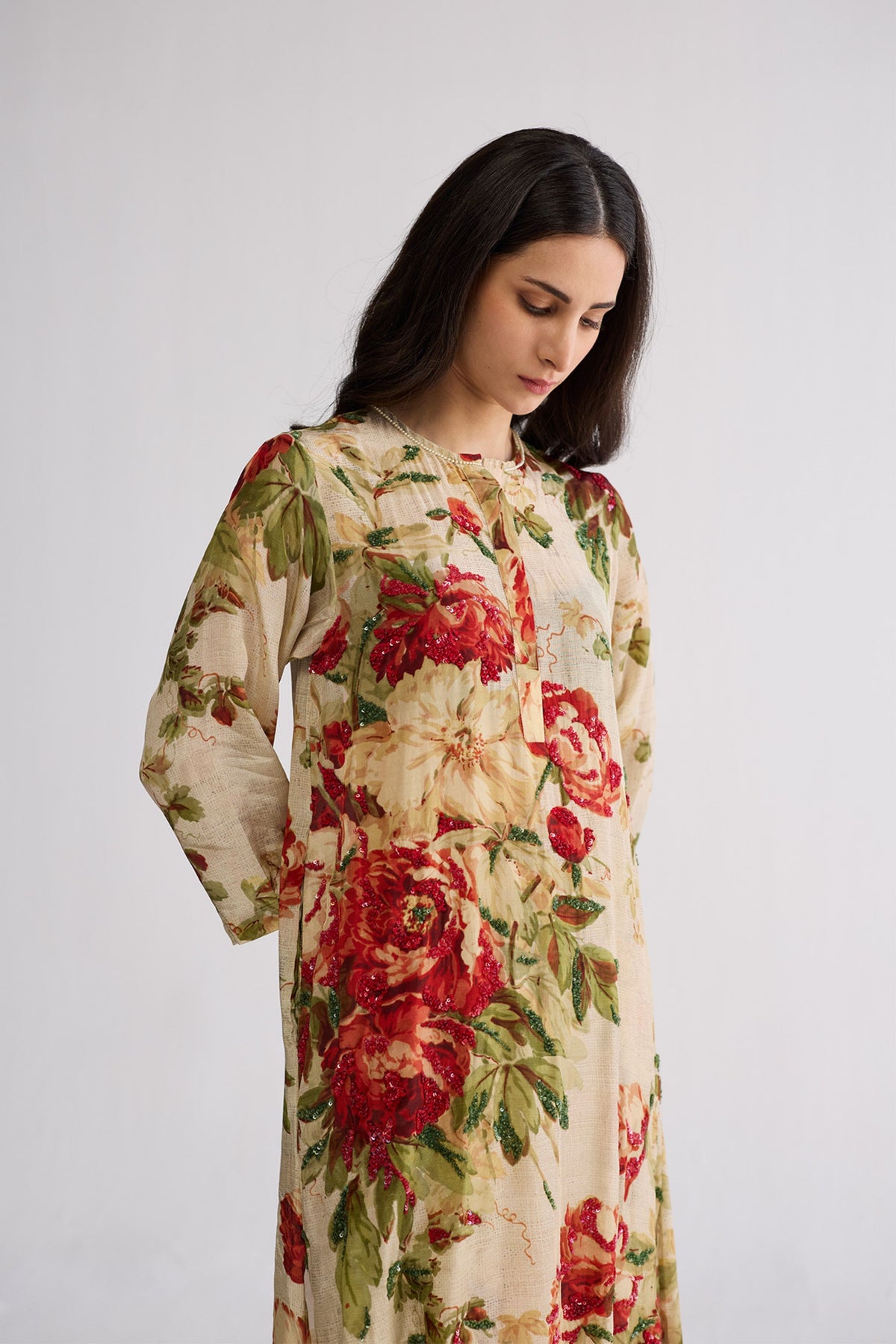 Sama Embroidered Kurta Set