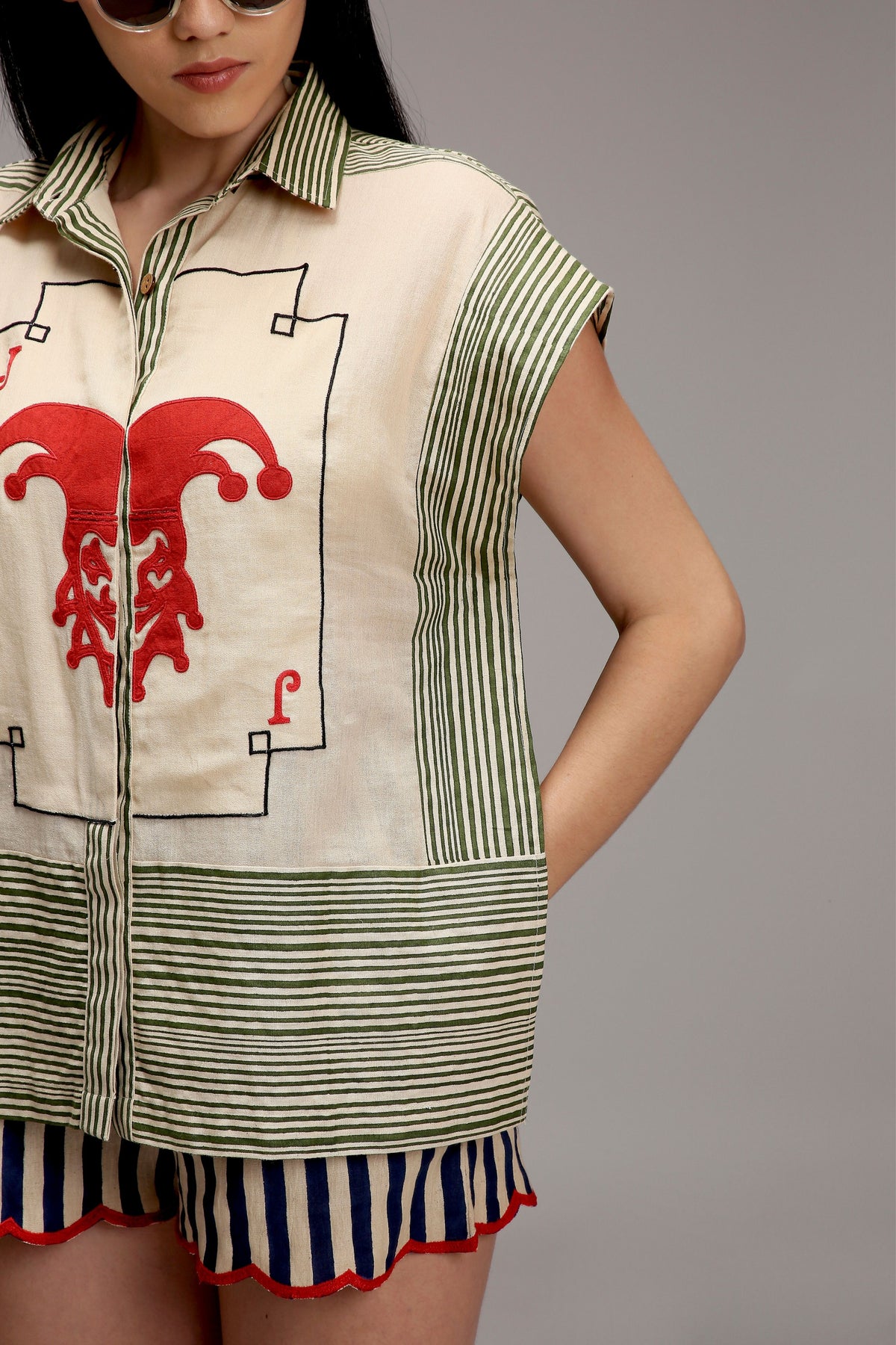 Egg-shell Joker Shirt Shorts Set